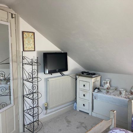 Cosy Twin Room With Private Bathroom Faversham Eksteriør bilde