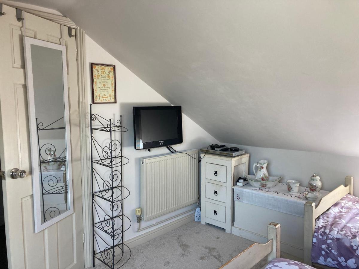 Cosy Twin Room With Private Bathroom Faversham Eksteriør bilde